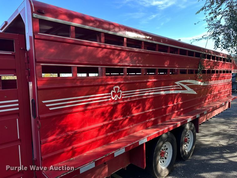 image for item DF8637 2021 Donahue SS720-4N livestock trailer