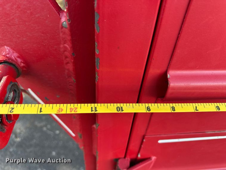 image for item DF8637 2021 Donahue SS720-4N livestock trailer