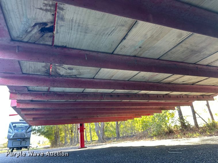 image for item DF8637 2021 Donahue SS720-4N livestock trailer