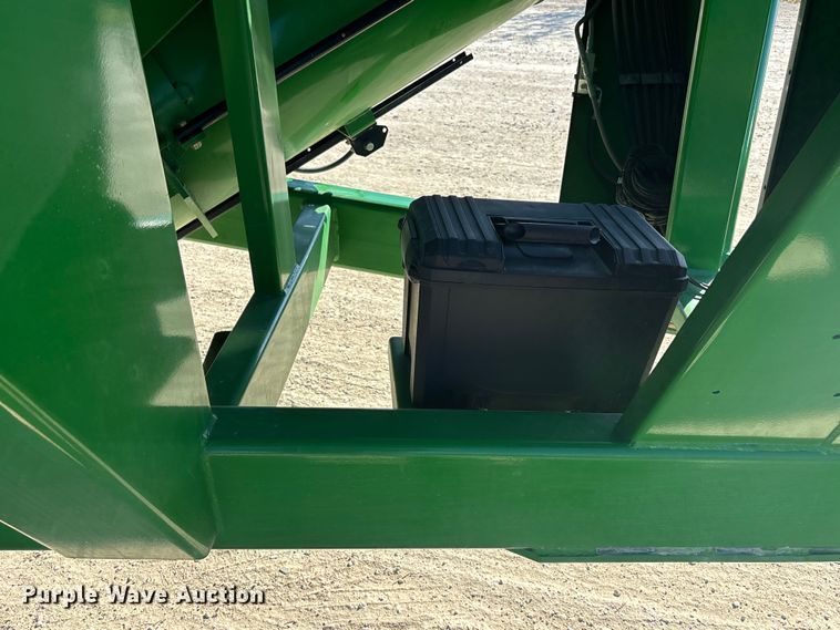 image for item DK0059 2018 Brent V1100 grain cart