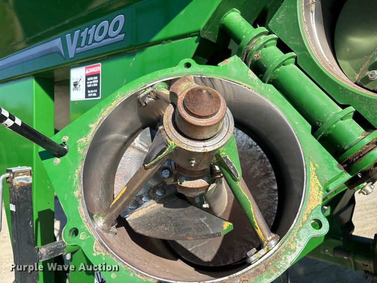 image for item DK0059 2018 Brent V1100 grain cart