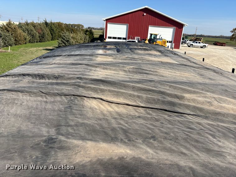 image for item DK0059 2018 Brent V1100 grain cart