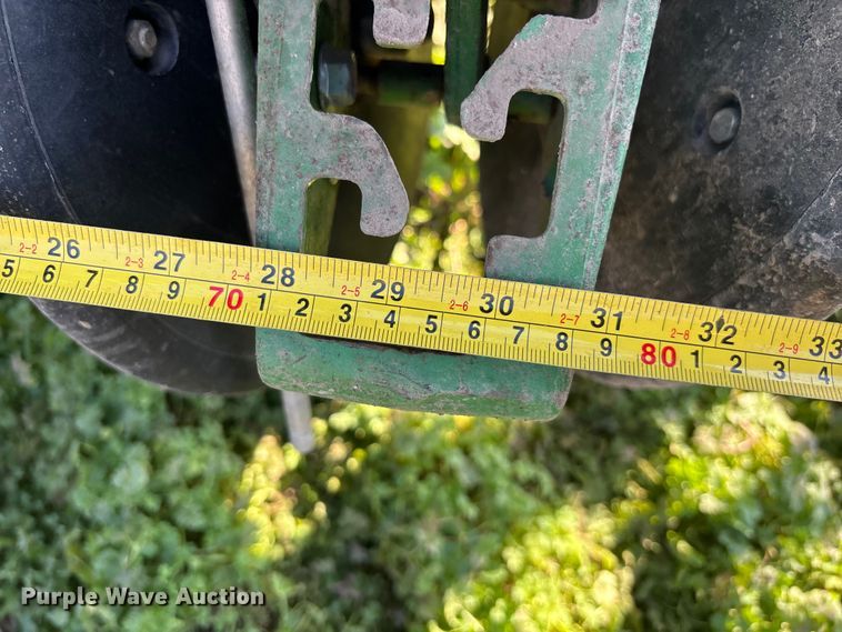 image for item DK0060 2010 John Deere 1790 split row no-till planter