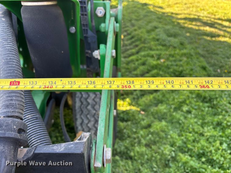 image for item DK0060 2010 John Deere 1790 split row no-till planter