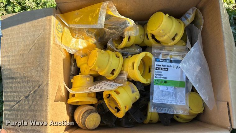 image for item DK0060 2010 John Deere 1790 split row no-till planter