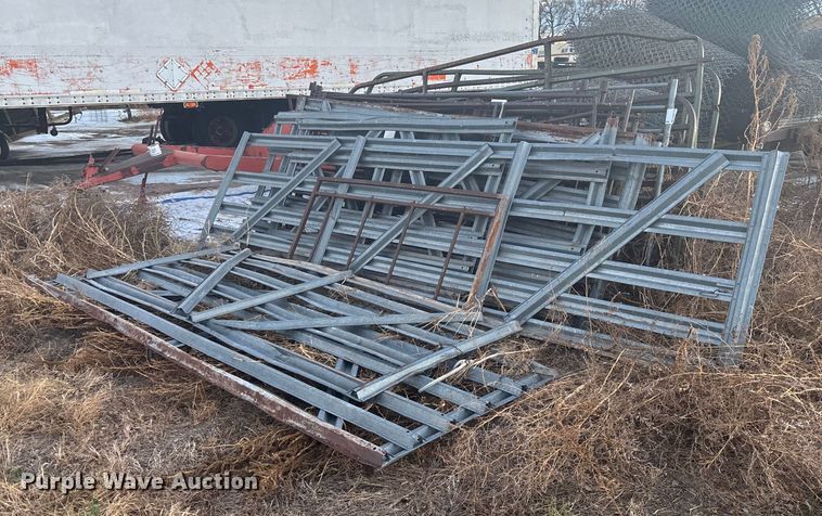 image for item DK0113 Fencing materials