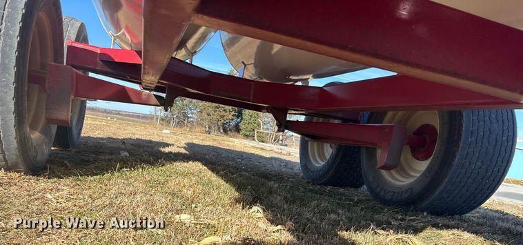 image for item DK0120 2010 Dalton Ag WNDT1000 tank trailer