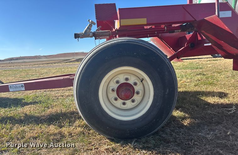 image for item DK0120 2010 Dalton Ag WNDT1000 tank trailer