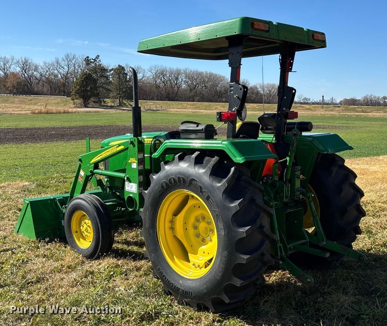 image for item DK0136 2010 John Deere 5055D tractor
