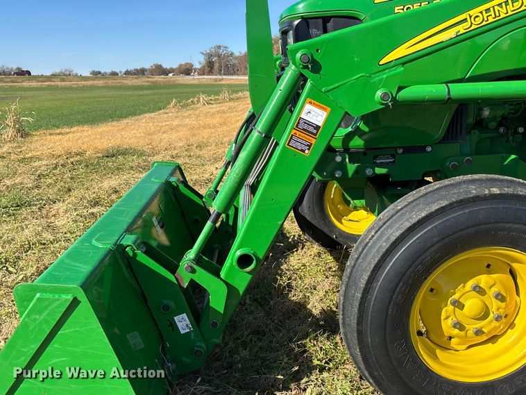 image for item DK0136 2010 John Deere 5055D tractor