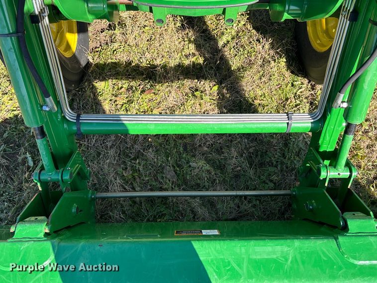 image for item DK0136 2010 John Deere 5055D tractor