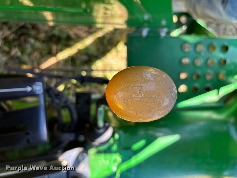 image for item DK0136 2010 John Deere 5055D tractor