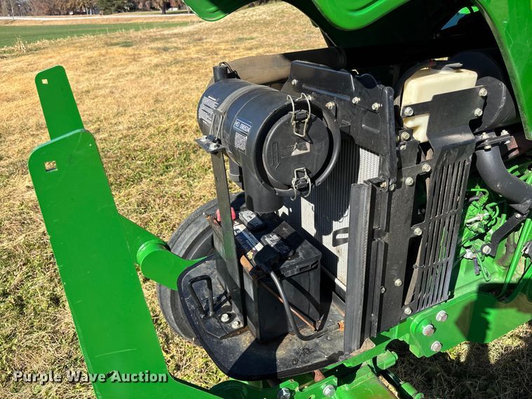 image for item DK0136 2010 John Deere 5055D tractor