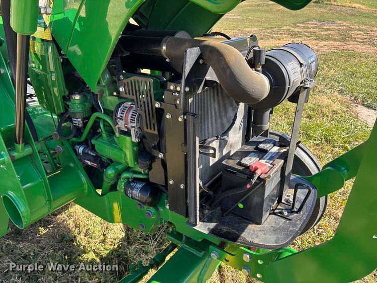 image for item DK0136 2010 John Deere 5055D tractor