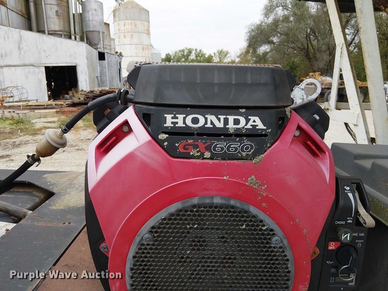 image for item DU3680 1981 Bertolini 8SF-23 fertilizer delivery trailer