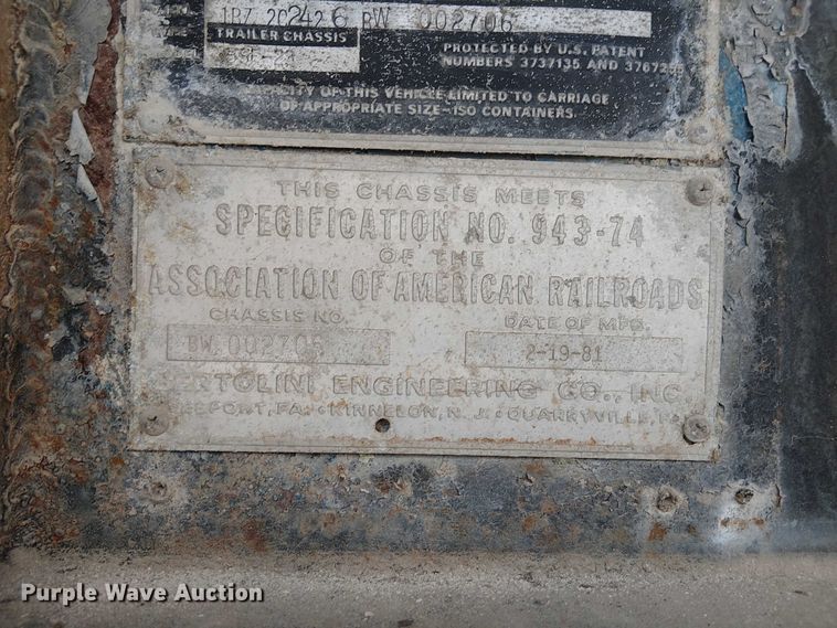 image for item DU3680 1981 Bertolini 8SF-23 fertilizer delivery trailer