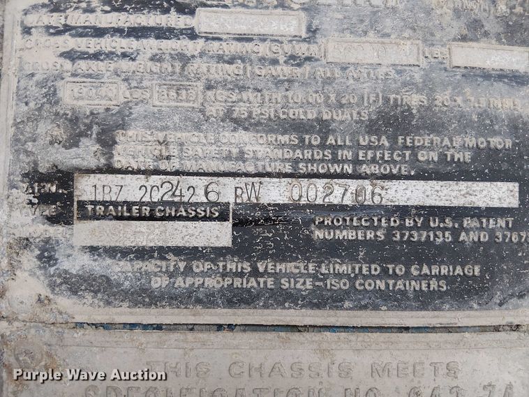 image for item DU3680 1981 Bertolini 8SF-23 fertilizer delivery trailer