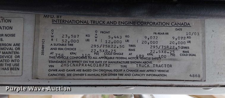 image for item DU3682 2004 International 9400i fertilizer delivery truck