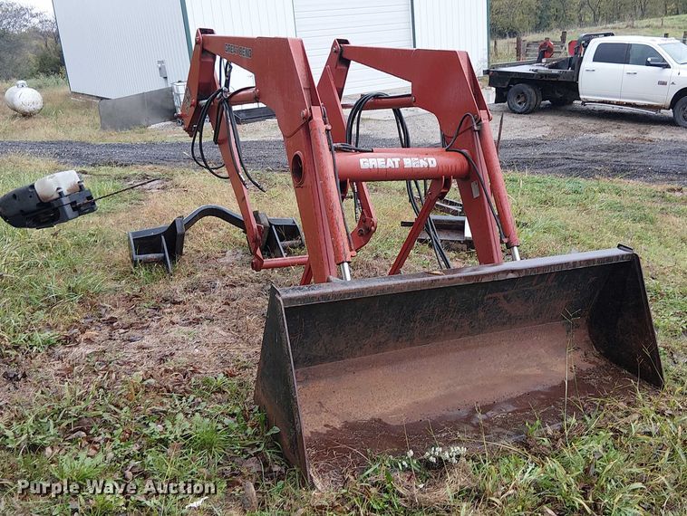 image for item DU3718 Great Bend 760 loader