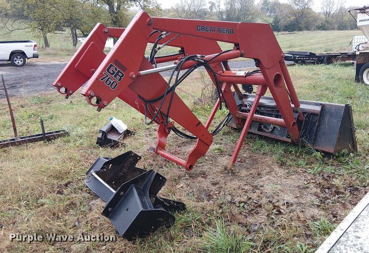 image for item DU3718 Great Bend 760 loader