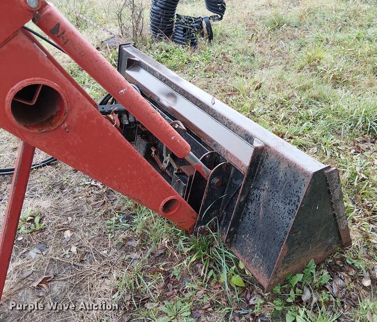 image for item DU3718 Great Bend 760 loader