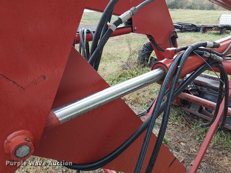 image for item DU3718 Great Bend 760 loader