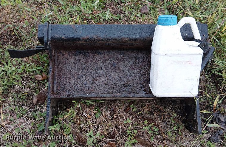 image for item DU3718 Great Bend 760 loader