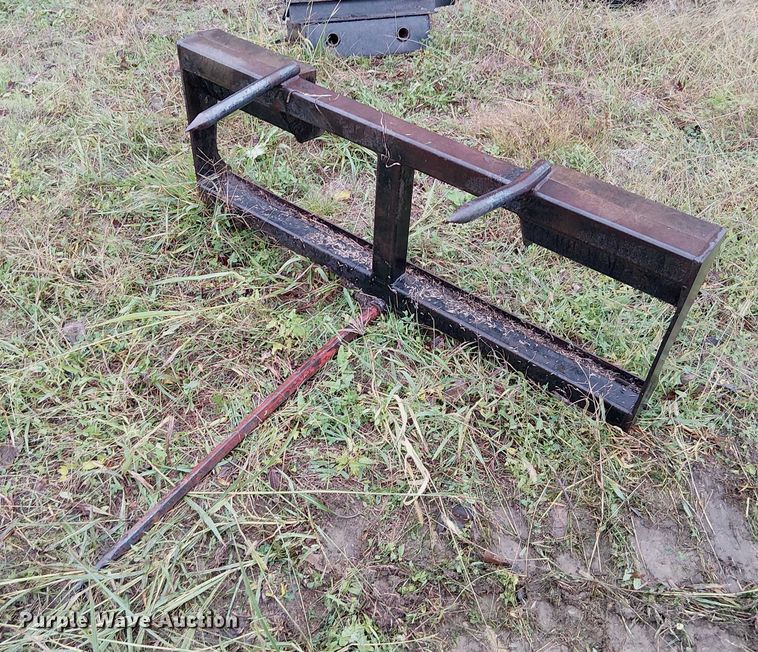 image for item DU3718 Great Bend 760 loader