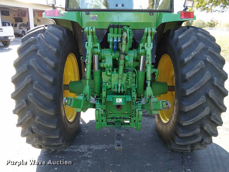 image for item DU3736 2002 John Deere 7410 tractor