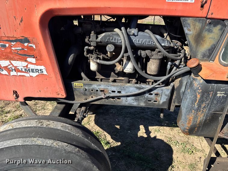 image for item DV2867 Allis-Chalmers 7020 tractor