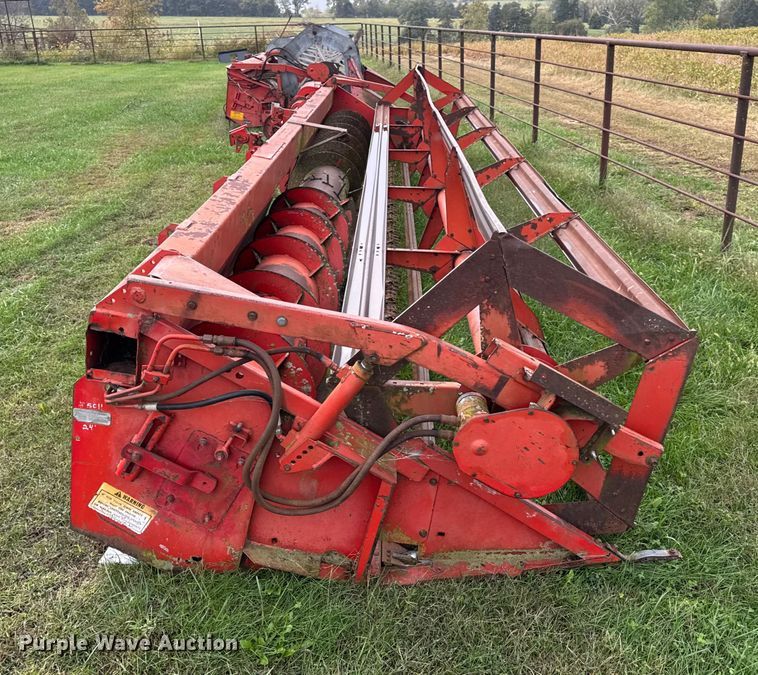 image for item DW6654 Massey Ferguson 2381 rigid head