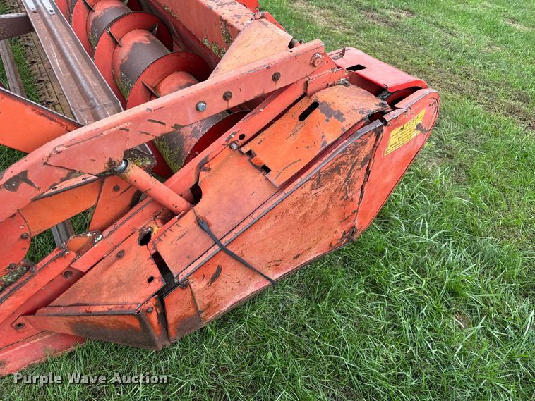 image for item DW6654 Massey Ferguson 2381 rigid head