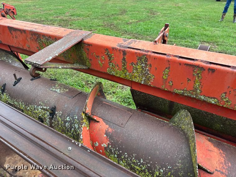 image for item DW6654 Massey Ferguson 2381 rigid head