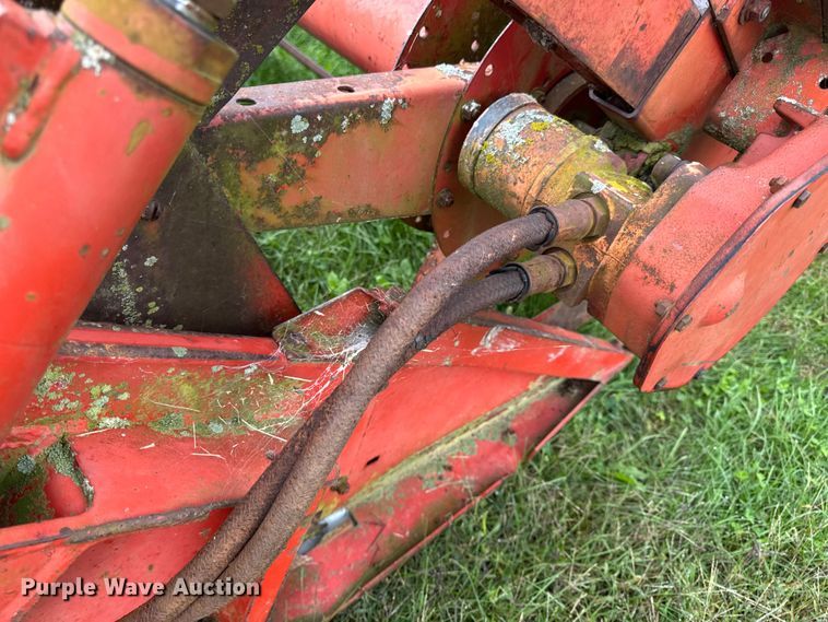 image for item DW6654 Massey Ferguson 2381 rigid head