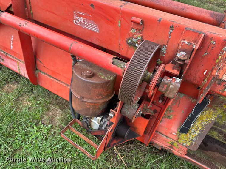 image for item DW6654 Massey Ferguson 2381 rigid head