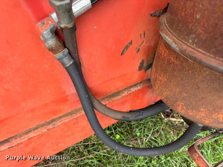 image for item DW6654 Massey Ferguson 2381 rigid head