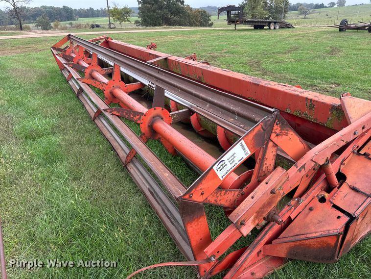 image for item DW6654 Massey Ferguson 2381 rigid head