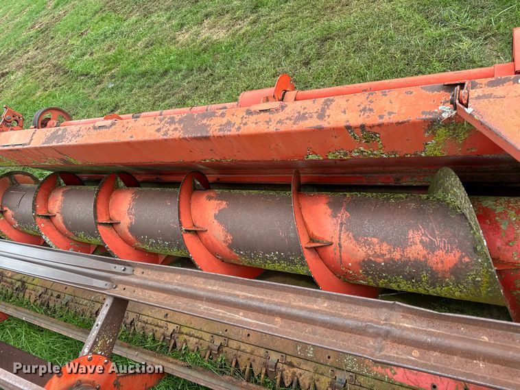 image for item DW6654 Massey Ferguson 2381 rigid head