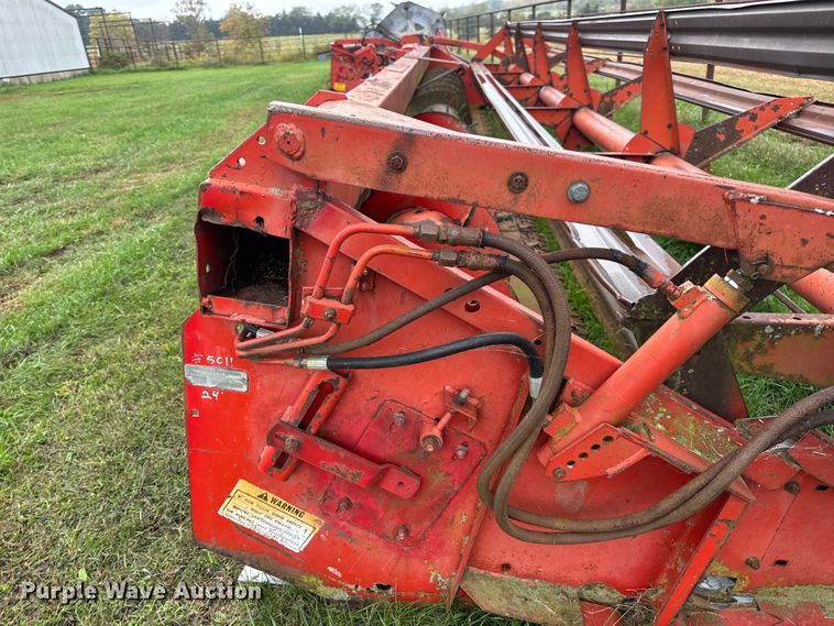 image for item DW6654 Massey Ferguson 2381 rigid head