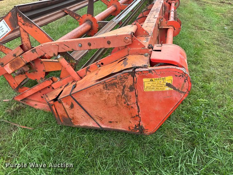 image for item DW6654 Massey Ferguson 2381 rigid head