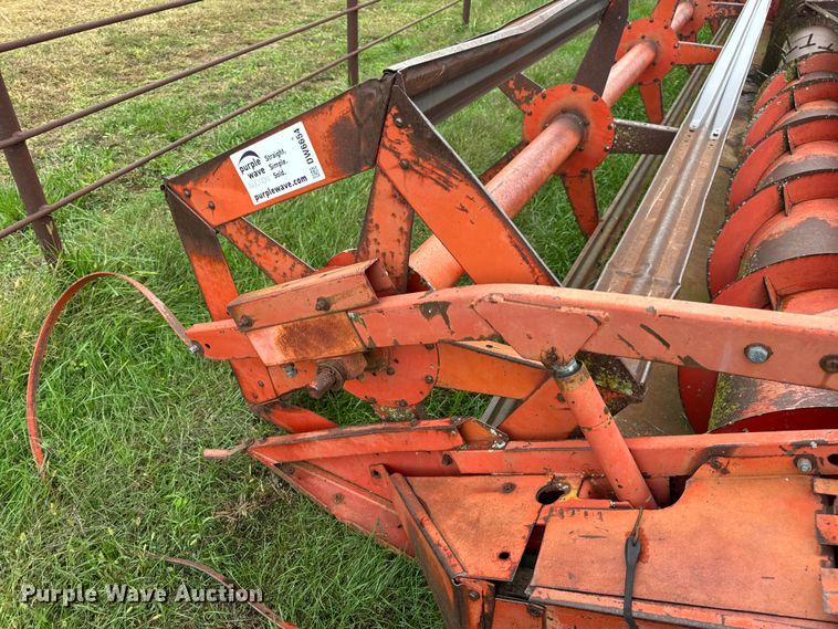 image for item DW6654 Massey Ferguson 2381 rigid head