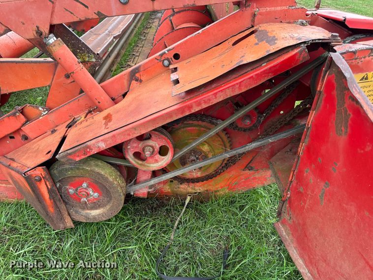 image for item DW6654 Massey Ferguson 2381 rigid head
