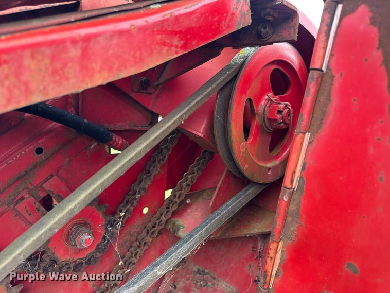 image for item DW6654 Massey Ferguson 2381 rigid head