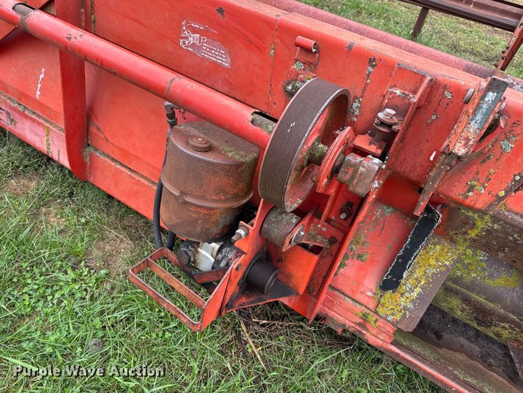 image for item DW6654 Massey Ferguson 2381 rigid head