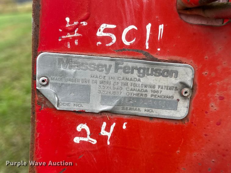 image for item DW6654 Massey Ferguson 2381 rigid head