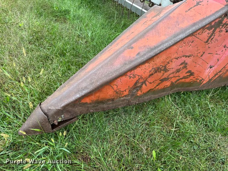 image for item DW6655 Massey Ferguson 9116 rigid head