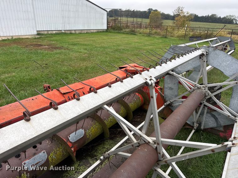 image for item DW6655 Massey Ferguson 9116 rigid head