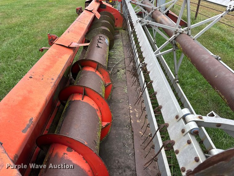 image for item DW6655 Massey Ferguson 9116 rigid head