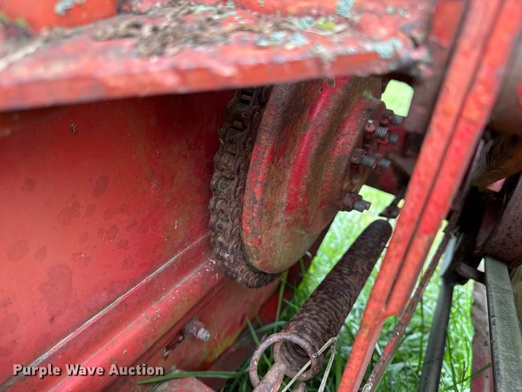 image for item DW6655 Massey Ferguson 9116 rigid head