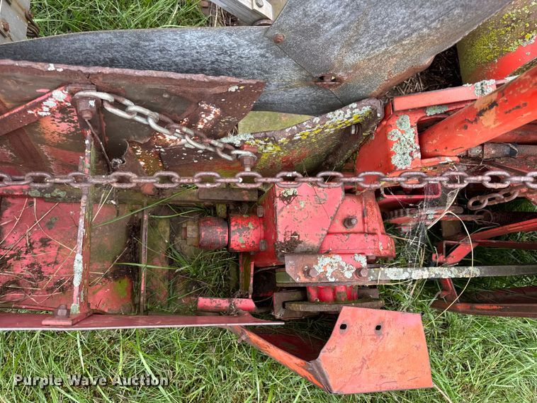 image for item DW6655 Massey Ferguson 9116 rigid head